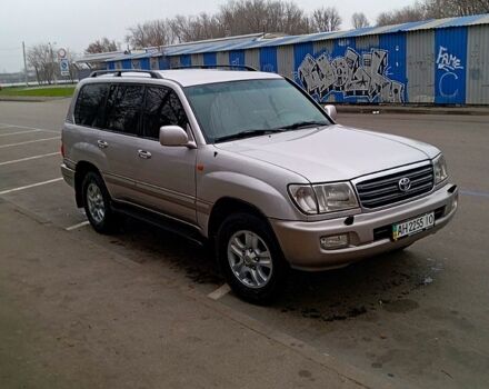 Серый Тойота Ленд Крузер, объемом двигателя 4.7 л и пробегом 291 тыс. км за 16199 $, фото 2 на Automoto.ua