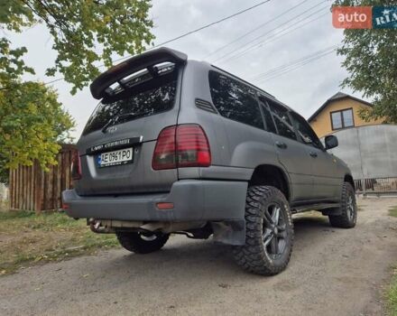 Серый Тойота Ленд Крузер, объемом двигателя 4.2 л и пробегом 453 тыс. км за 16500 $, фото 4 на Automoto.ua