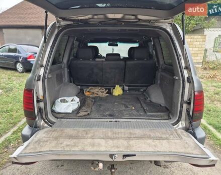 Серый Тойота Ленд Крузер, объемом двигателя 4.2 л и пробегом 453 тыс. км за 16500 $, фото 25 на Automoto.ua