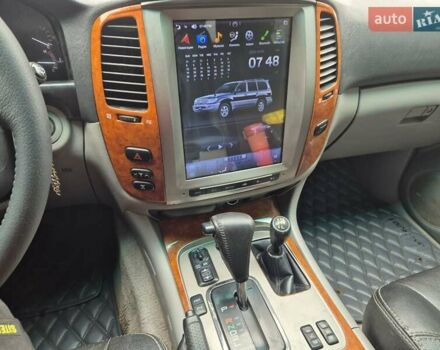 Серый Тойота Ленд Крузер, объемом двигателя 4.2 л и пробегом 453 тыс. км за 16500 $, фото 17 на Automoto.ua