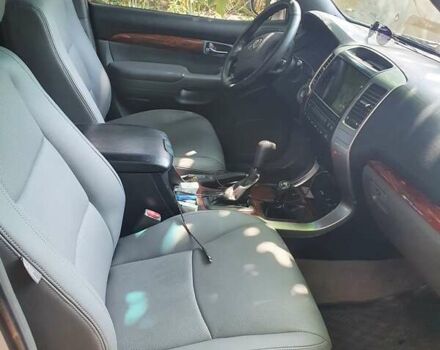 Серый Тойота Ленд Крузер, объемом двигателя 2.98 л и пробегом 327 тыс. км за 11500 $, фото 6 на Automoto.ua