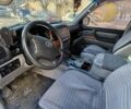 Серый Тойота Ленд Крузер, объемом двигателя 4.7 л и пробегом 350 тыс. км за 15500 $, фото 1 на Automoto.ua
