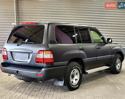 Серый Тойота Ленд Крузер, объемом двигателя 4.16 л и пробегом 20 тыс. км за 59700 $, фото 2 на Automoto.ua