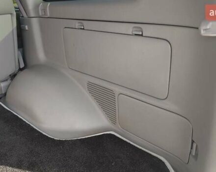 Сірий Тойота Ленд Крузер, об'ємом двигуна 4.2 л та пробігом 259 тис. км за 30000 $, фото 23 на Automoto.ua