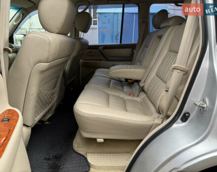 Сірий Тойота Ленд Крузер, об'ємом двигуна 4.66 л та пробігом 416 тис. км за 14900 $, фото 11 на Automoto.ua