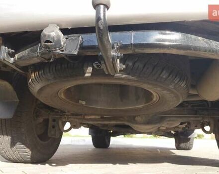 Сірий Тойота Ленд Крузер, об'ємом двигуна 4.2 л та пробігом 259 тис. км за 30000 $, фото 25 на Automoto.ua