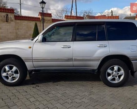 Сірий Тойота Ленд Крузер, об'ємом двигуна 4.2 л та пробігом 259 тис. км за 30000 $, фото 4 на Automoto.ua