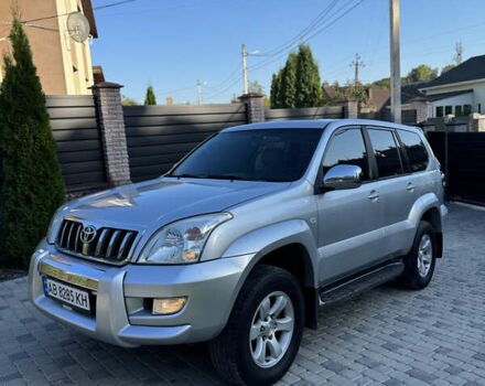 Серый Тойота Ленд Крузер, объемом двигателя 2.69 л и пробегом 311 тыс. км за 11500 $, фото 2 на Automoto.ua