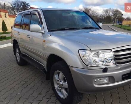 Сірий Тойота Ленд Крузер, об'ємом двигуна 4.2 л та пробігом 259 тис. км за 30000 $, фото 2 на Automoto.ua