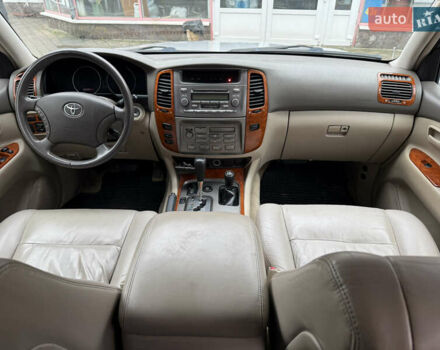 Сірий Тойота Ленд Крузер, об'ємом двигуна 4.66 л та пробігом 416 тис. км за 14900 $, фото 19 на Automoto.ua