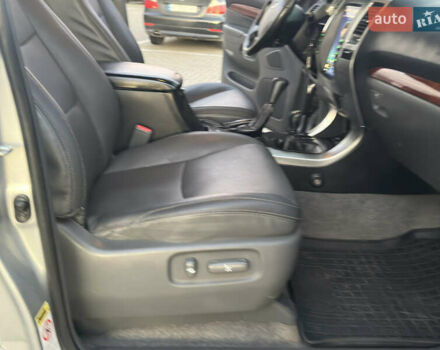 Сірий Тойота Ленд Крузер, об'ємом двигуна 3.96 л та пробігом 280 тис. км за 13900 $, фото 34 на Automoto.ua