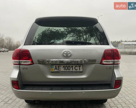 Сірий Тойота Ленд Крузер, об'ємом двигуна 4.7 л та пробігом 139 тис. км за 33500 $, фото 1 на Automoto.ua