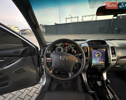 Сірий Тойота Ленд Крузер, об'ємом двигуна 3.96 л та пробігом 280 тис. км за 13900 $, фото 32 на Automoto.ua