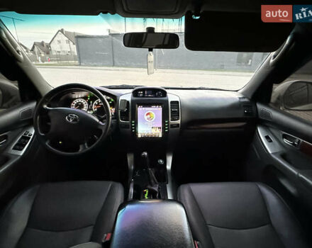 Сірий Тойота Ленд Крузер, об'ємом двигуна 3.96 л та пробігом 280 тис. км за 13900 $, фото 27 на Automoto.ua