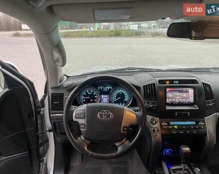 Сірий Тойота Ленд Крузер, об'ємом двигуна 4.7 л та пробігом 139 тис. км за 33500 $, фото 8 на Automoto.ua