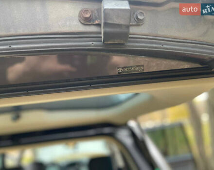 Серый Тойота Ленд Крузер, объемом двигателя 4.7 л и пробегом 352 тыс. км за 21600 $, фото 40 на Automoto.ua