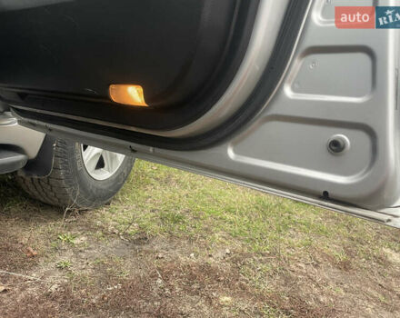 Сірий Тойота Ленд Крузер, об'ємом двигуна 4.7 л та пробігом 139 тис. км за 33500 $, фото 20 на Automoto.ua