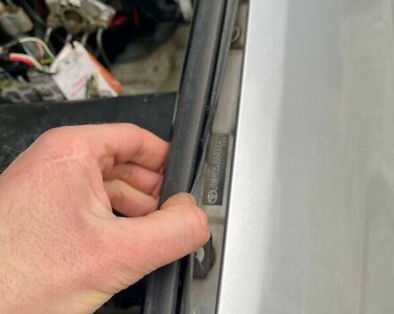 Серый Тойота Ленд Крузер, объемом двигателя 5.66 л и пробегом 275 тыс. км за 16999 $, фото 15 на Automoto.ua