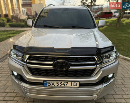 Серый Тойота Ленд Крузер, объемом двигателя 4.7 л и пробегом 305 тыс. км за 25500 $, фото 14 на Automoto.ua