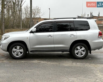 Сірий Тойота Ленд Крузер, об'ємом двигуна 4.7 л та пробігом 240 тис. км за 21800 $, фото 3 на Automoto.ua