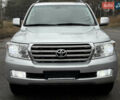 Сірий Тойота Ленд Крузер, об'ємом двигуна 4.7 л та пробігом 240 тис. км за 21800 $, фото 1 на Automoto.ua