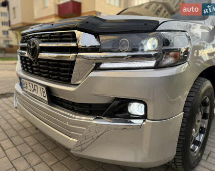 Серый Тойота Ленд Крузер, объемом двигателя 4.7 л и пробегом 305 тыс. км за 25500 $, фото 21 на Automoto.ua