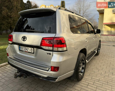 Серый Тойота Ленд Крузер, объемом двигателя 4.7 л и пробегом 305 тыс. км за 25500 $, фото 8 на Automoto.ua