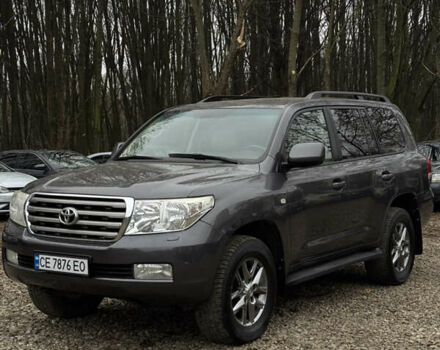 Серый Тойота Ленд Крузер, объемом двигателя 4.46 л и пробегом 317 тыс. км за 21900 $, фото 1 на Automoto.ua