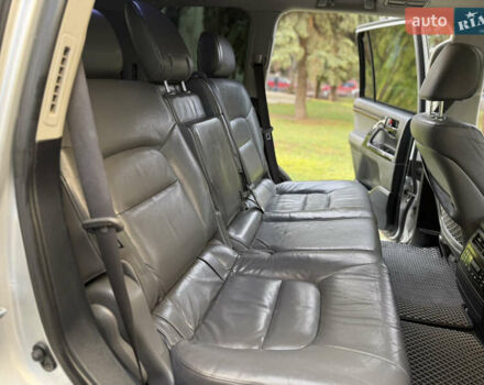 Серый Тойота Ленд Крузер, объемом двигателя 4.7 л и пробегом 305 тыс. км за 25500 $, фото 40 на Automoto.ua