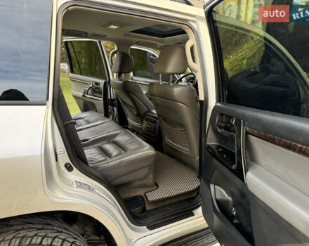 Серый Тойота Ленд Крузер, объемом двигателя 4.7 л и пробегом 305 тыс. км за 25500 $, фото 38 на Automoto.ua