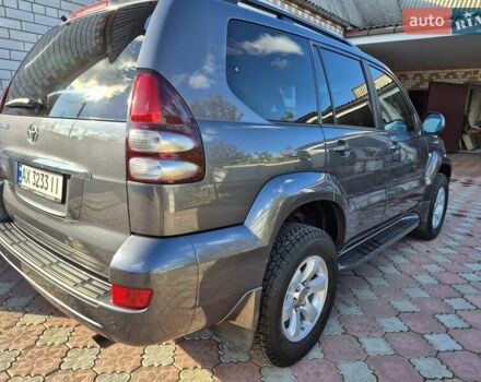 Серый Тойота Ленд Крузер, объемом двигателя 3.96 л и пробегом 139 тыс. км за 19500 $, фото 15 на Automoto.ua