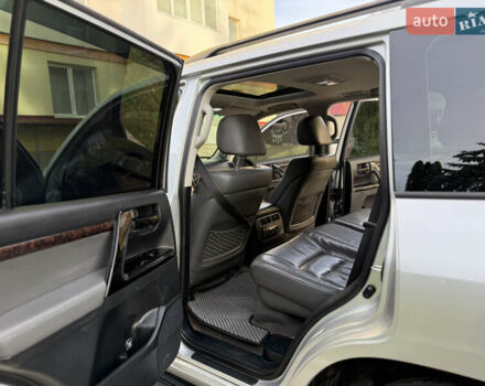 Серый Тойота Ленд Крузер, объемом двигателя 4.7 л и пробегом 305 тыс. км за 25500 $, фото 47 на Automoto.ua