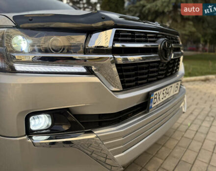 Серый Тойота Ленд Крузер, объемом двигателя 4.7 л и пробегом 305 тыс. км за 25500 $, фото 16 на Automoto.ua