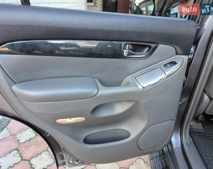 Серый Тойота Ленд Крузер, объемом двигателя 3.96 л и пробегом 139 тыс. км за 19500 $, фото 39 на Automoto.ua