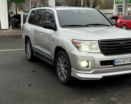 Серый Тойота Ленд Крузер, объемом двигателя 4.46 л и пробегом 310 тыс. км за 24200 $, фото 1 на Automoto.ua