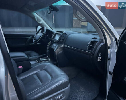 Сірий Тойота Ленд Крузер, об'ємом двигуна 4.66 л та пробігом 276 тис. км за 20500 $, фото 9 на Automoto.ua