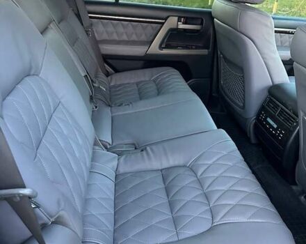 Серый Тойота Ленд Крузер, объемом двигателя 4.5 л и пробегом 510 тыс. км за 24500 $, фото 13 на Automoto.ua