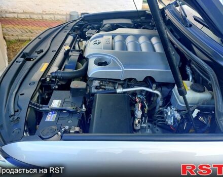 Серый Тойота Ленд Крузер, объемом двигателя 5.7 л и пробегом 244 тыс. км за 23300 $, фото 9 на Automoto.ua