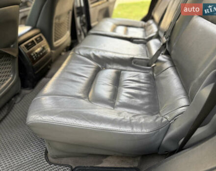 Серый Тойота Ленд Крузер, объемом двигателя 4.7 л и пробегом 305 тыс. км за 25500 $, фото 49 на Automoto.ua