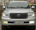 Серый Тойота Ленд Крузер, объемом двигателя 5.7 л и пробегом 220 тыс. км за 26500 $, фото 6 на Automoto.ua