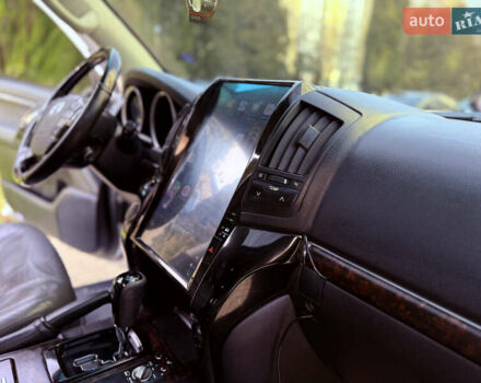 Серый Тойота Ленд Крузер, объемом двигателя 4.7 л и пробегом 305 тыс. км за 25500 $, фото 72 на Automoto.ua