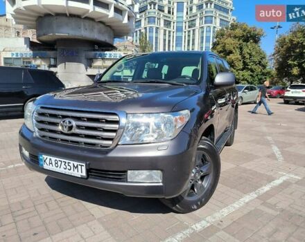 Серый Тойота Ленд Крузер, объемом двигателя 4.7 л и пробегом 199 тыс. км за 25500 $, фото 1 на Automoto.ua