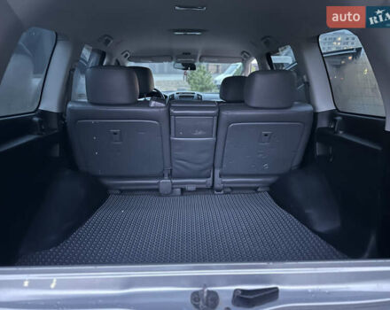 Сірий Тойота Ленд Крузер, об'ємом двигуна 4.66 л та пробігом 276 тис. км за 20500 $, фото 11 на Automoto.ua