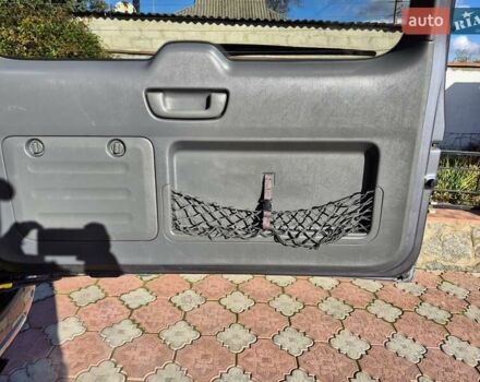 Серый Тойота Ленд Крузер, объемом двигателя 3.96 л и пробегом 139 тыс. км за 19500 $, фото 34 на Automoto.ua