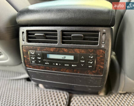 Серый Тойота Ленд Крузер, объемом двигателя 4.7 л и пробегом 305 тыс. км за 25500 $, фото 39 на Automoto.ua