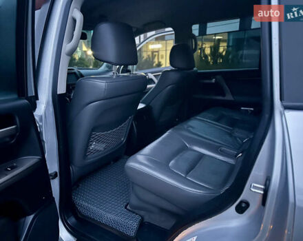 Сірий Тойота Ленд Крузер, об'ємом двигуна 4.66 л та пробігом 276 тис. км за 20500 $, фото 12 на Automoto.ua