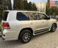 Серый Тойота Ленд Крузер, объемом двигателя 4.7 л и пробегом 305 тыс. км за 25500 $, фото 9 на Automoto.ua