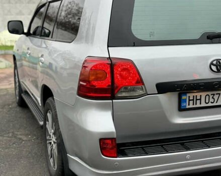 Серый Тойота Ленд Крузер, объемом двигателя 4.46 л и пробегом 310 тыс. км за 24200 $, фото 9 на Automoto.ua