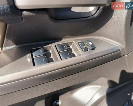 Серый Тойота Ленд Крузер, объемом двигателя 4.7 л и пробегом 199 тыс. км за 25500 $, фото 34 на Automoto.ua