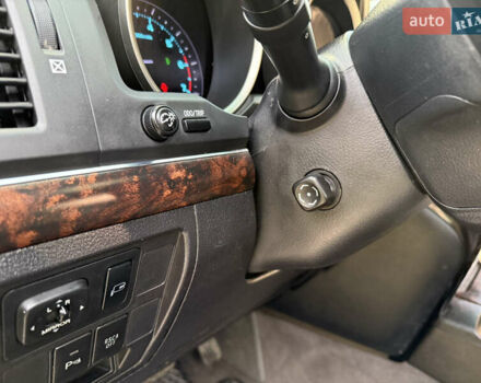 Серый Тойота Ленд Крузер, объемом двигателя 4.7 л и пробегом 305 тыс. км за 25500 $, фото 55 на Automoto.ua